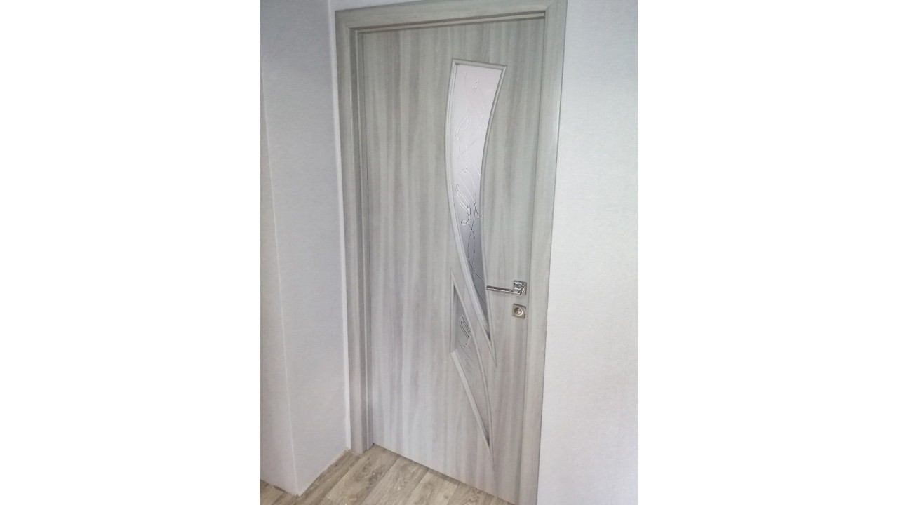 Прийнятна ціна для витонченої двері